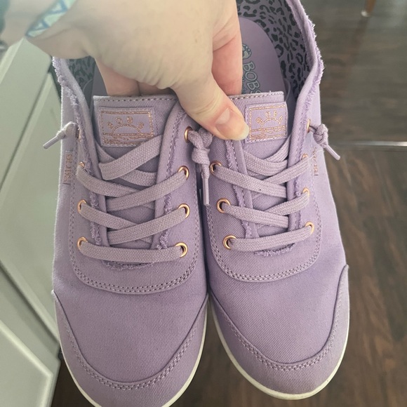Lavender Sketchers Slip on Sneakers - Picture 2 of 3